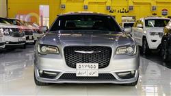 کرایسلەر 300